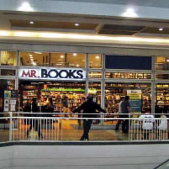 87 - Librería Mr. Books (c.c. Mall del Sol, Guayaquil)